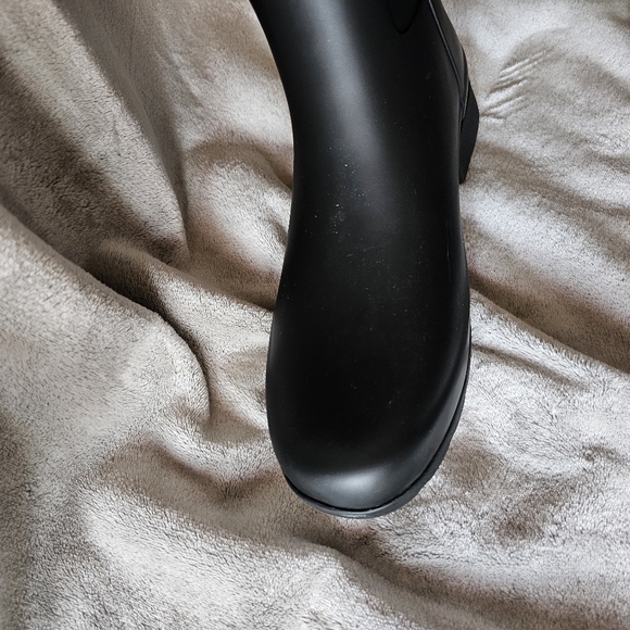 Hunter Womens Refined Slim Fit Rubber Mid-Calf Rain Boots Size 7 Muck Boots - Picture 8 of 14